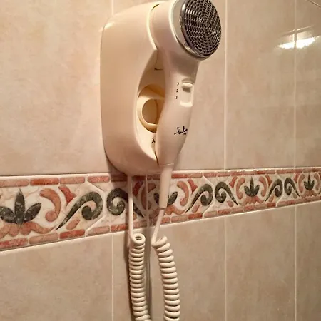 Casa Emilio Hotel 2*